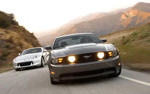 The comparative test Ford Mustang GT against Nissan 370Z nissan 370z